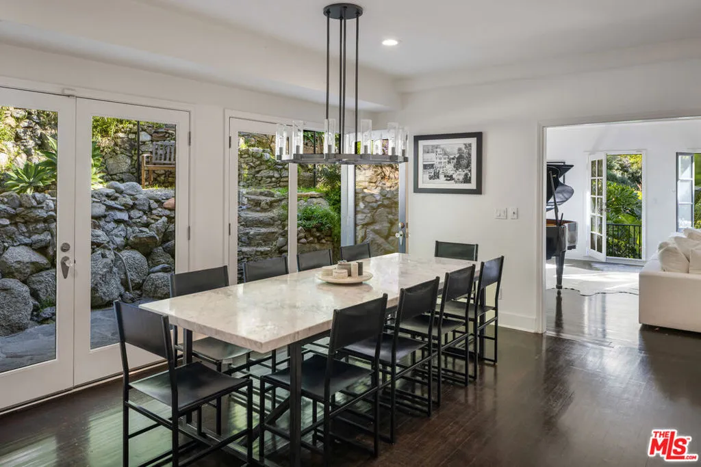 1930 Laurel Canyon Boulevard, Los Angeles, California 90046 home-pic-8